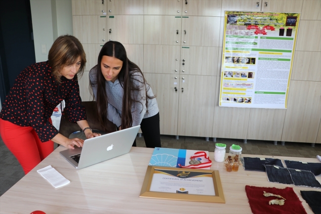 Lise öğrencisinin buluşu itfaiye kıyafetlerini daha sağlıklı hale getirebilecek